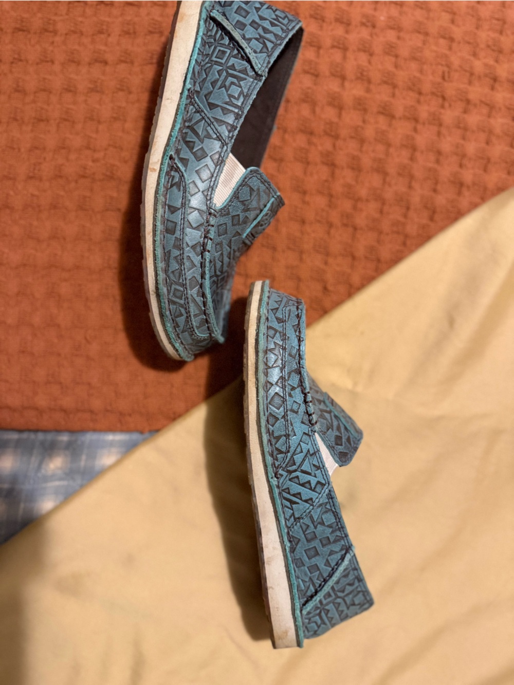 Ariat Teal Slip-On Loafers with Geometric Emboss 8.5 - Picture 3 of 5